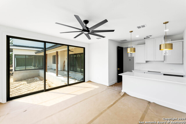 Listing photo id 8 for 23205 Logan Canyon