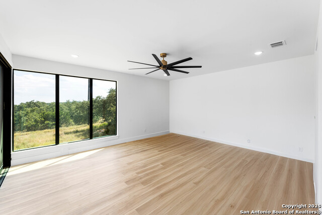 Listing photo id 18 for 23205 Logan Canyon
