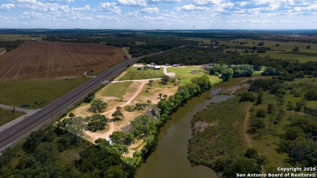 Image 4 of 30 For 13502 Us Hwy 290
