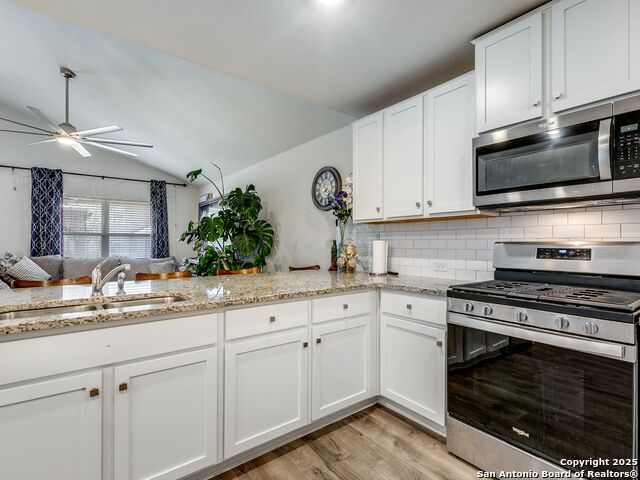 Image 10 of 30 For 9652 Western Wishes