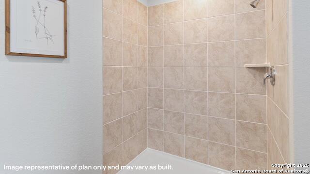 Image 4 of 35 For 10323 Lassen Park