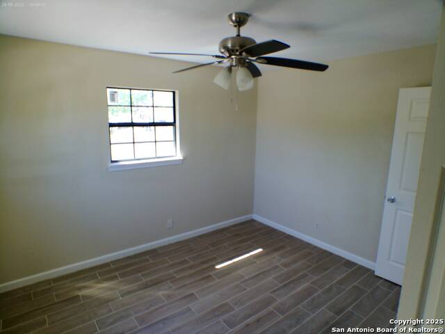 Image 6 of 8 For 202 Hillview