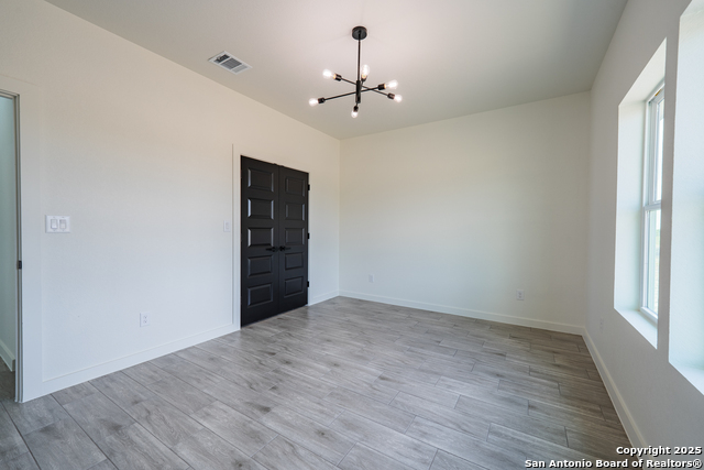Image 32 of 43 For 122 Ranchero Way