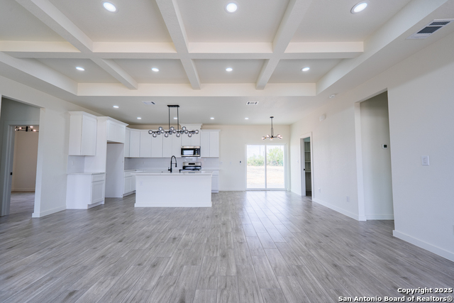 Image 7 of 43 For 122 Ranchero Way