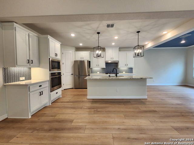 Image 10 of 42 For 644 Treetop Pass