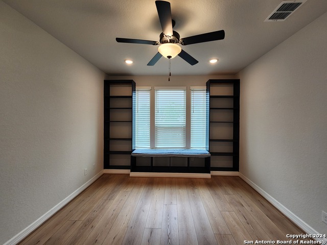 Image 17 of 42 For 644 Treetop Pass