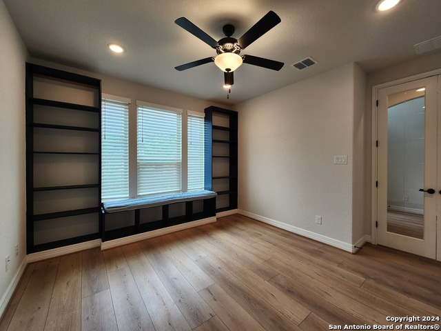 Image 18 of 42 For 644 Treetop Pass