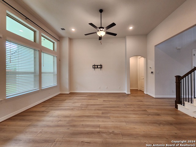 Image 7 of 42 For 644 Treetop Pass