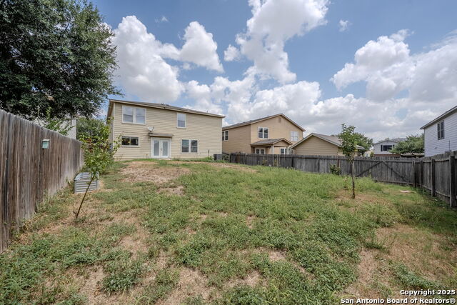 Listing photo id 32 for 9106 Sycamore
