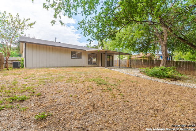 Image 23 of 24 For 5955 Oak Run