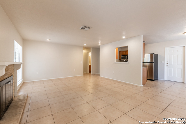 Image 6 of 24 For 5955 Oak Run