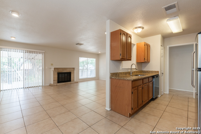 Image 7 of 24 For 5955 Oak Run