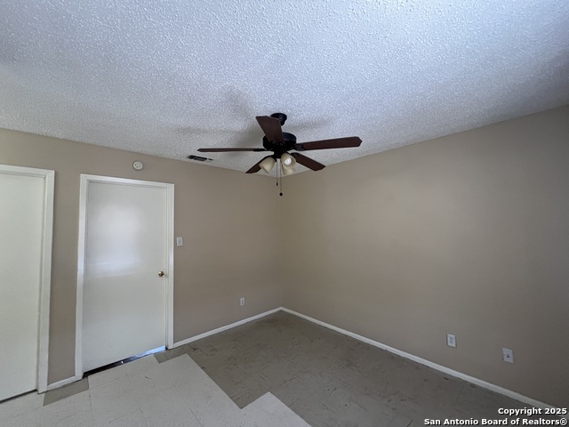 Image 10 of 15 For 300 Moursund Blvd.  8