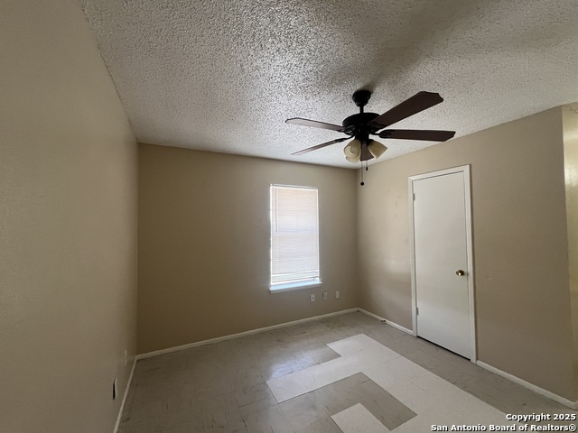 Image 12 of 15 For 300 Moursund Blvd.  8