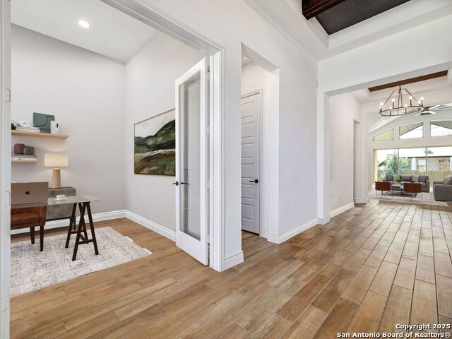 Image 3 of 25 For 7948 Valley Point