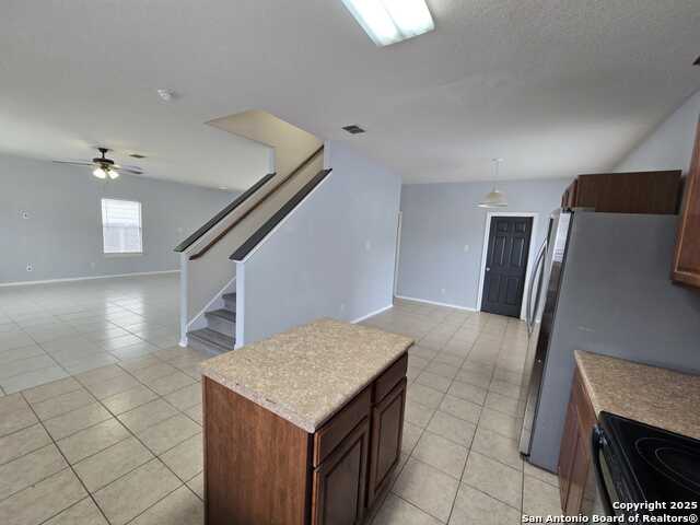 Image 8 of 25 For 4514 Cerca Royale