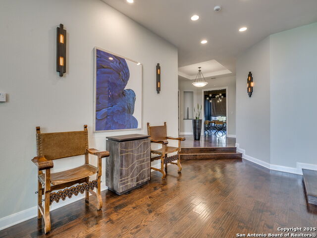 Image 11 of 69 For 43 Bristol Grn