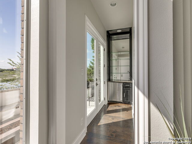 Image 16 of 69 For 43 Bristol Grn