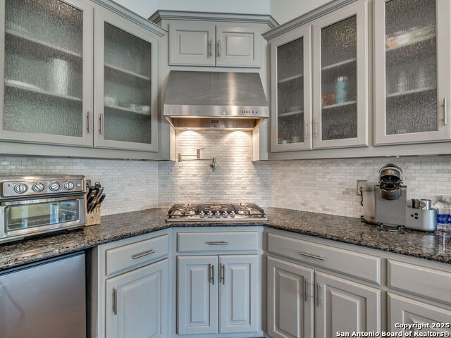 Image 26 of 69 For 43 Bristol Grn