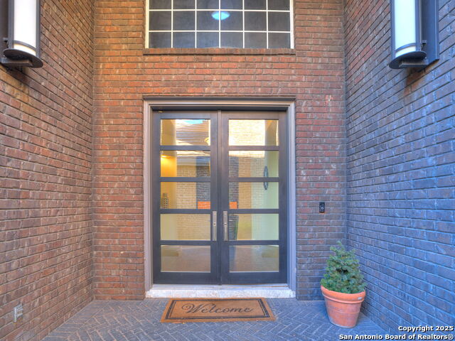 Image 4 of 69 For 43 Bristol Grn