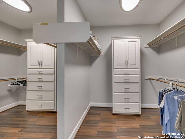 Image 46 of 69 For 43 Bristol Grn