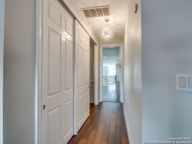 Image 47 of 69 For 43 Bristol Grn