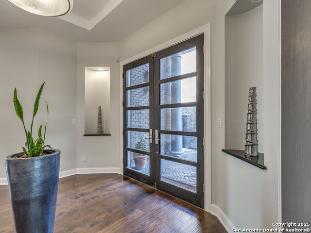 Image 5 of 69 For 43 Bristol Grn