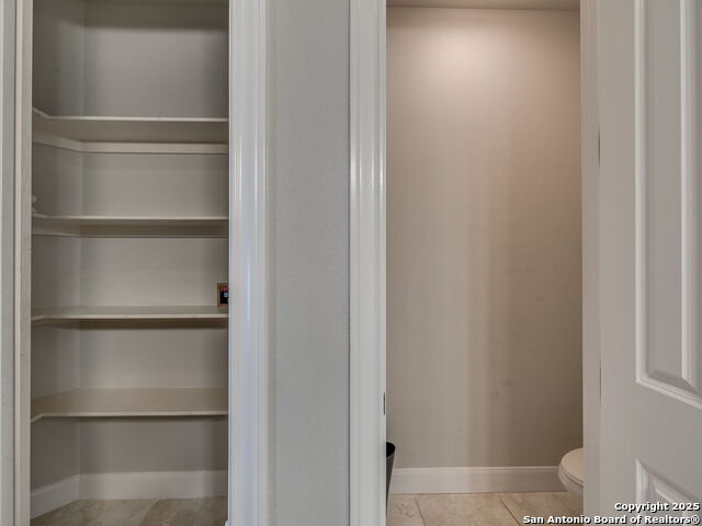 Image 54 of 69 For 43 Bristol Grn