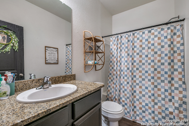 Listing photo id 16 for 6122 Underwood Way