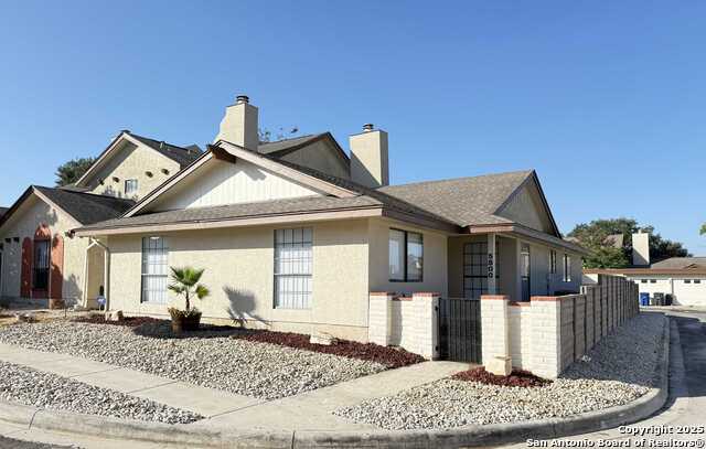 Image 16 of 16 For 5800 Royal Bnd