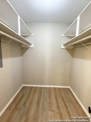 Image 6 of 16 For 5800 Royal Bnd