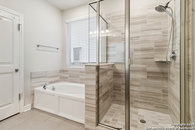 Listing photo id 10 for 1512 Anhalt