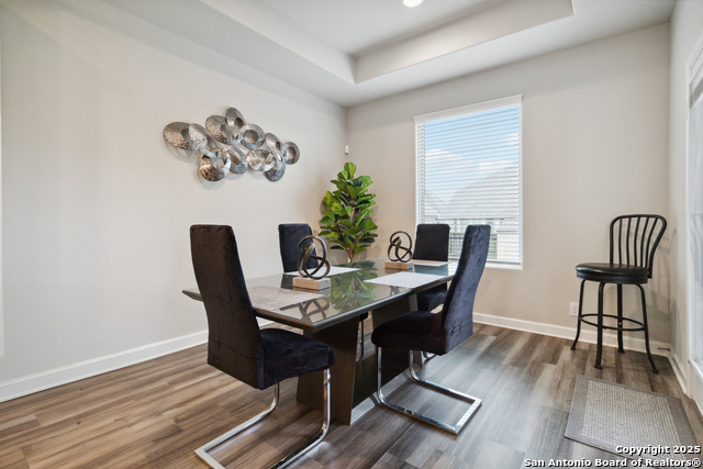 Listing photo id 7 for 1512 Anhalt