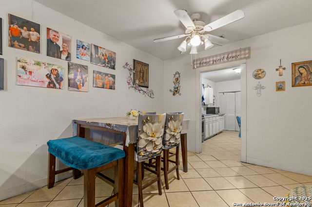 Image 7 of 16 For 806 Brazos St N