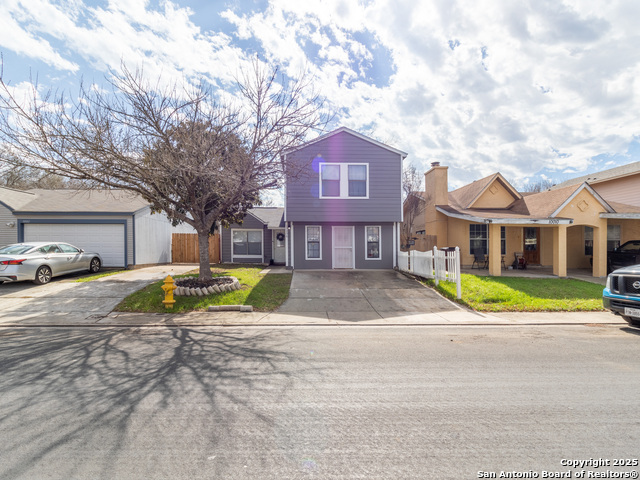 Image 4 of 33 For 10006 Sandy Field