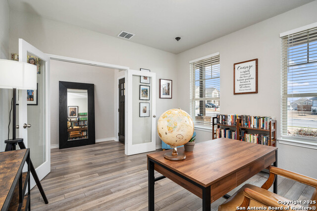 Image 7 of 35 For 1524 Cawdon Park