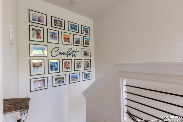 Image 12 of 31 For 8851 Oakland Rd #24