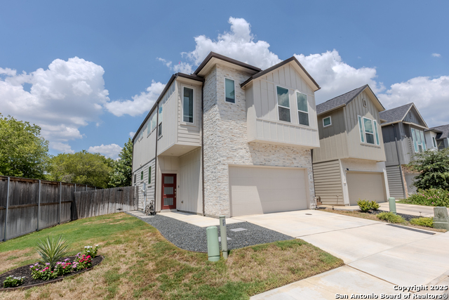 Image 2 of 31 For 8851 Oakland Rd #24