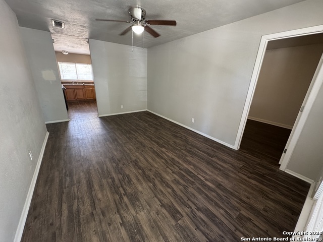 Listing photo id 2 for 5242 Village Ha Village Haven