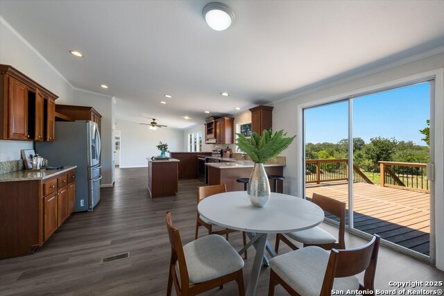 Image 4 of 19 For 240 County Road 3829