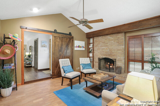 Image 19 of 53 For 4534 Black Walnut Woods