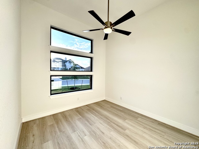 Image 15 of 27 For 29726 Millwood