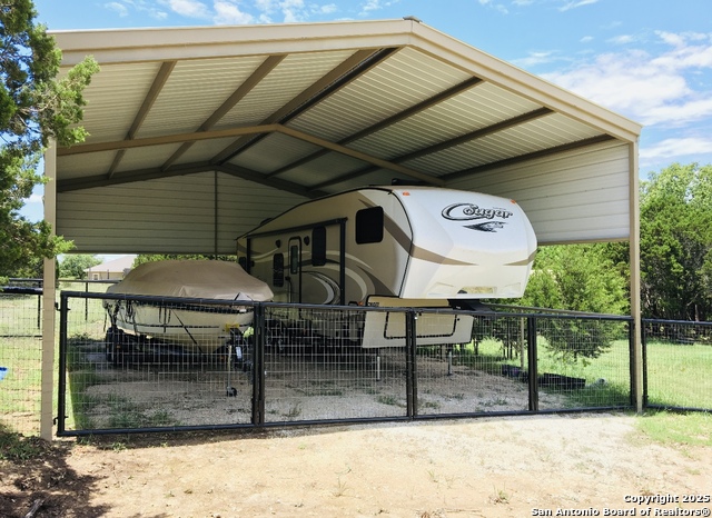 Listing photo id 24 for 570 La Paloma