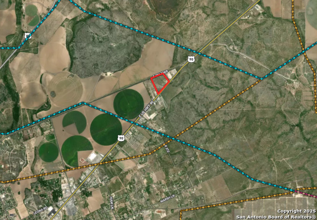 Listing photo id 4 for 32.89 Acres Us Hwy 90