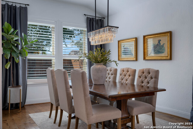 Listing photo id 13 for 487 Mission Hill