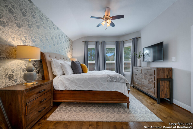 Listing photo id 18 for 487 Mission Hill