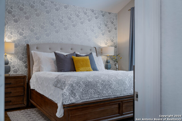 Listing photo id 23 for 487 Mission Hill