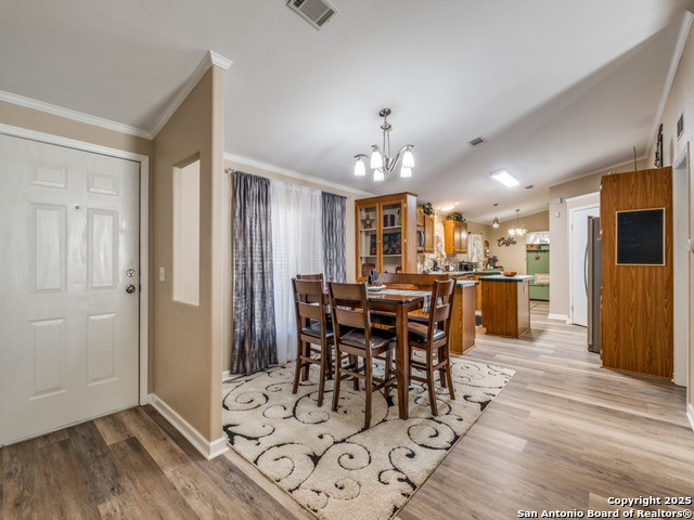 Image 3 of 15 For 402 Galveston St