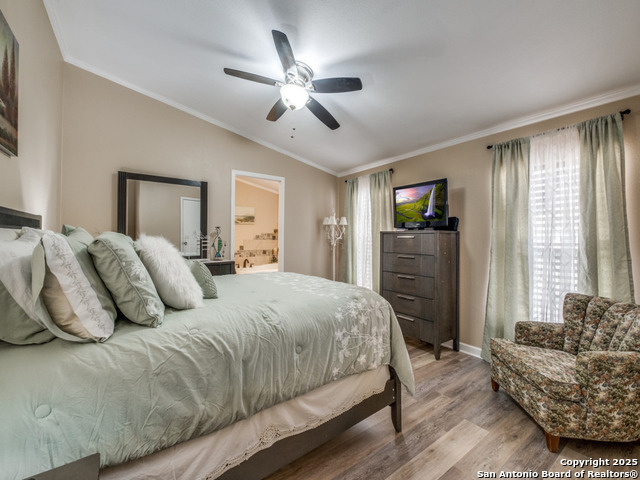 Image 8 of 15 For 402 Galveston St