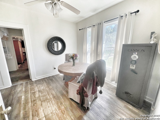 Image 11 of 17 For 1015 Zunker St